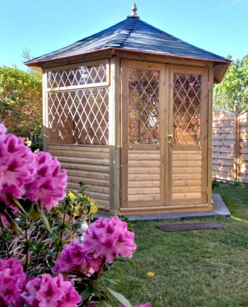 Georgian Gartenlaube mit Dachschindeln Medium (h285 x 240 x 208 cm)