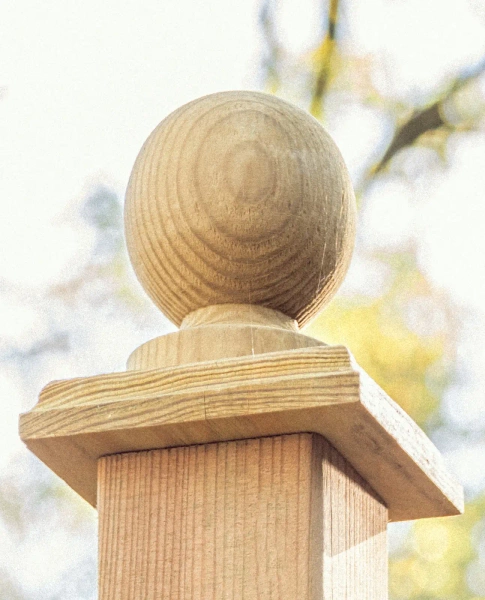 Bola Orion decorativa con la base