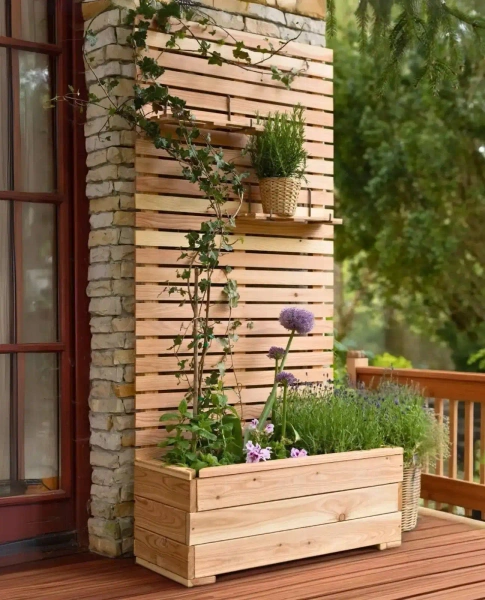 Jardinière occultant en mélèze