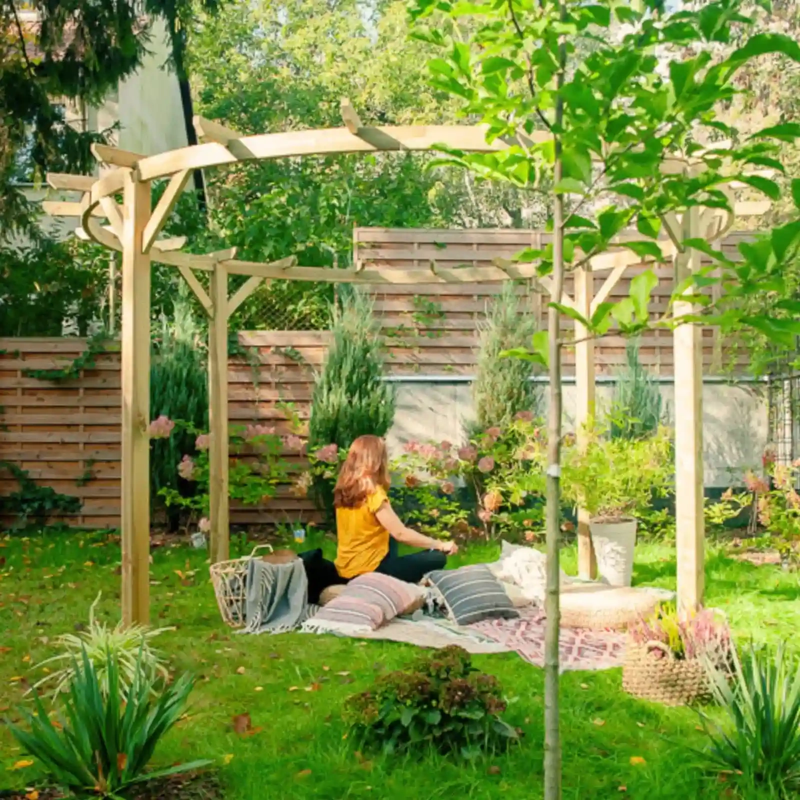 Carousel Wooden Pergola - Long Rafters