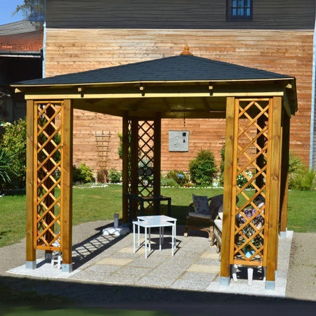 Gazebo in legno con traliccio Rimini